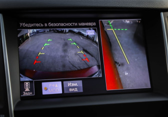 Подержанный автомобиль Infiniti Q50 2016 года (16 фото)