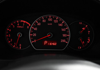 Подержанный автомобиль Suzuki SX4 Hatchback 2008 года (16 фото)