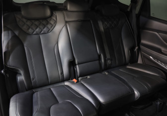 Подержанный автомобиль Hyundai Santa Fe 2021 года (27 фото)