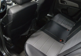 Подержанный автомобиль Chevrolet Cruze Sedan 2011 года (11 фото)