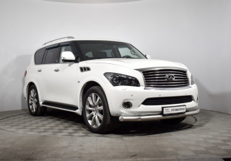 Подержанный автомобиль Infiniti QX80 2014 года (3 фото)