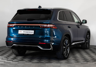 Подержанный автомобиль Geely Monjaro 2021 года (7 фото)