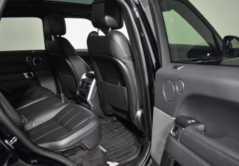 Подержанный автомобиль Land Rover Range Rover Sport 2018 года (12 фото)