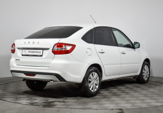 Подержанный автомобиль LADA (ВАЗ) Granta Liftback 2023 года (5 фото)