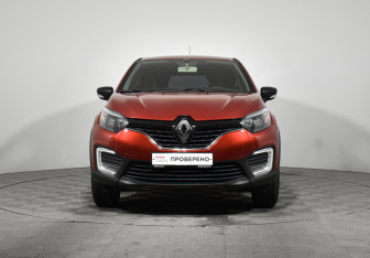 Подержанный автомобиль Renault Kaptur 2020 года (2 фото)