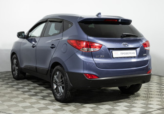 Подержанный автомобиль Hyundai ix35 2014 года (7 фото)