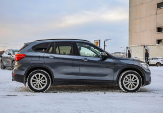 Подержанный автомобиль BMW X1 2018 года (6 фото)