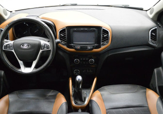 Подержанный автомобиль LADA (ВАЗ) XRAY 2019 года (14 фото)