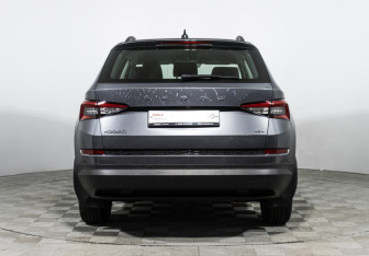 Подержанный автомобиль Skoda Kodiaq 2020 года (6 фото)