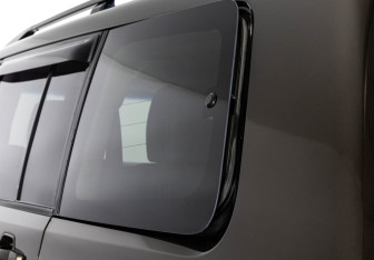 Подержанный автомобиль Mitsubishi Pajero 2017 года (31 фото)