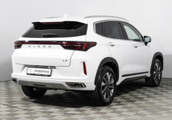 Подержанный автомобиль Exeed LX 2023 года (5 фото)