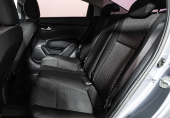 Подержанный автомобиль Kia Rio Sedan 2020 года (10 фото)