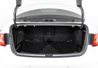 Подержанный автомобиль Volkswagen Jetta Sedan 2016 года (26 фото)