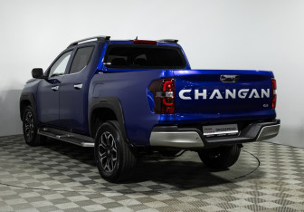 Подержанный автомобиль Changan Hunter Plus 2023 года (7 фото)