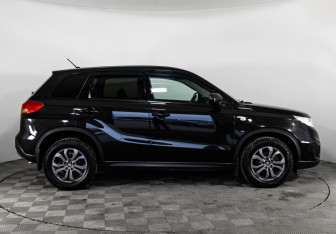Подержанный автомобиль Suzuki Vitara 2016 года (4 фото)