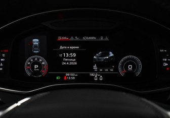 Подержанный автомобиль Audi A7 2018 года (22 фото)