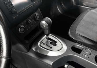 Подержанный автомобиль Nissan Qashqai 2010 года (10 фото)