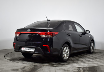 Подержанный автомобиль Kia Rio Sedan 2018 года (5 фото)