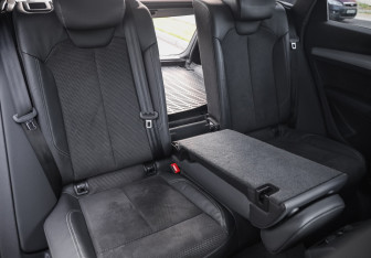 Подержанный автомобиль Audi Q5 2020 года (28 фото)