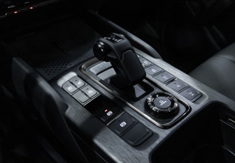 Подержанный автомобиль Haval H9 2024 года (36 фото)