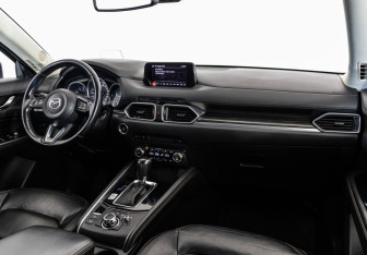 Подержанный автомобиль Mazda CX-5 2018 года (9 фото)