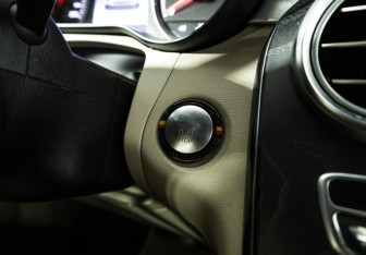 Подержанный автомобиль Mercedes-Benz GLC Coupe 2018 года (16 фото)