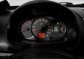 Подержанный автомобиль Mitsubishi Pajero Sport 2013 года (11 фото)