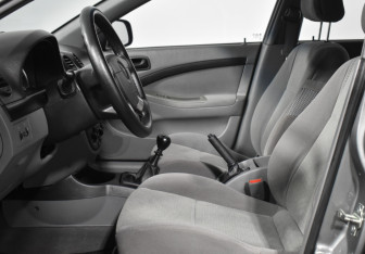 Подержанный автомобиль Chevrolet Lacetti Hatchback 2010 года (10 фото)