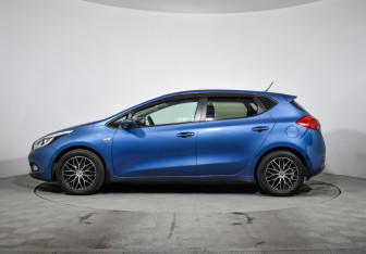 Подержанный автомобиль Kia Ceed Hatchback 2014 года (8 фото)