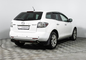 Подержанный автомобиль Mazda CX-7 2008 года (5 фото)