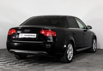 Подержанный автомобиль Audi S4 Sedan 2005 года (7 фото)