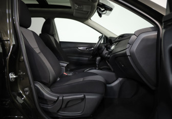 Подержанный автомобиль Nissan X-Trail 2019 года (23 фото)