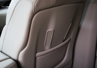 Подержанный автомобиль Cadillac Escalade Suv 2016 года (27 фото)