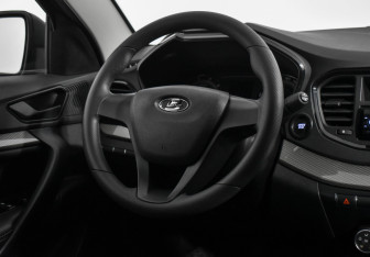 Подержанный автомобиль LADA (ВАЗ) Vesta Sedan 2023 года (15 фото)