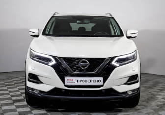 Подержанный автомобиль Nissan Qashqai 2019 года (2 фото)