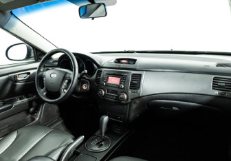 Подержанный автомобиль Kia Magentis 2010 года (9 фото)