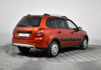 Подержанный автомобиль LADA (ВАЗ) Granta Wagon 2021 года (5 фото)