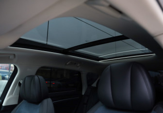 Подержанный автомобиль Voyah Free 2023 года (32 фото)