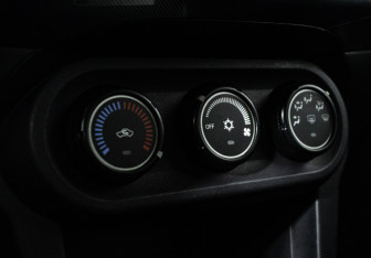 Подержанный автомобиль Mitsubishi Lancer Sedan 2008 года (15 фото)