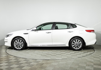 Подержанный автомобиль Kia Optima Sedan 2018 года (8 фото)