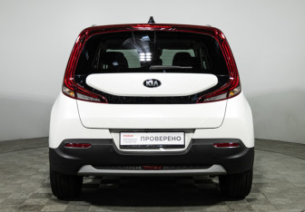 Подержанный автомобиль Kia Soul 2021 года (6 фото)