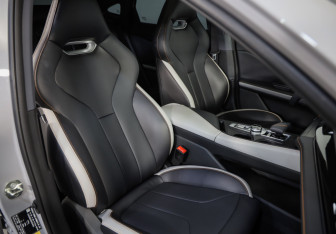 Подержанный автомобиль Changan UNI-V 2024 года (27 фото)