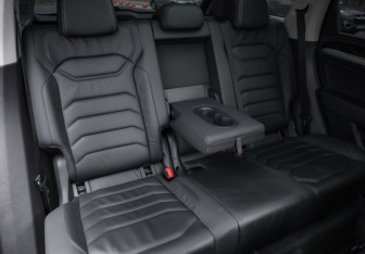 Подержанный автомобиль Volkswagen Touareg 2021 года (30 фото)
