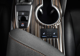 Подержанный автомобиль Toyota Camry Sedan 2019 года (15 фото)