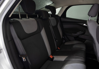 Подержанный автомобиль Toyota Corolla Sedan 2008 года (16 фото)