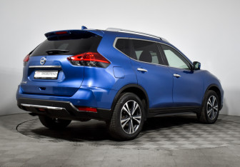 Подержанный автомобиль Nissan X-Trail 2018 года (5 фото)