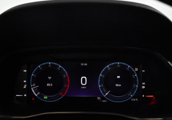 Подержанный автомобиль Skoda Octavia Liftback 2021 года (18 фото)