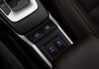 Подержанный автомобиль Toyota Fortuner 2019 года (16 фото)