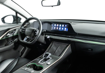 Подержанный автомобиль Omoda C5 2023 года (9 фото)