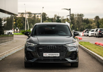 Подержанный автомобиль Audi Q3 Sportback 2020 года (4 фото)